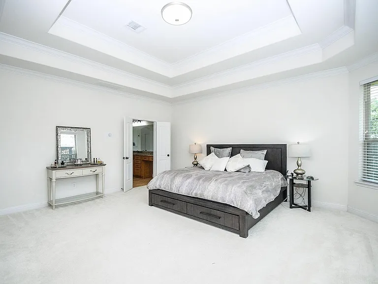 28426 Rolling Ridge Dr — Photo 17