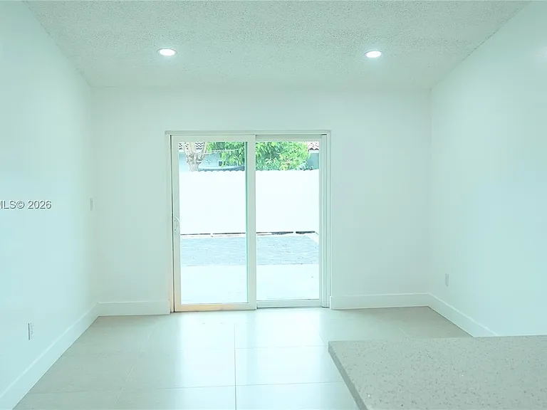 5661 W 21st Ave — Photo 10