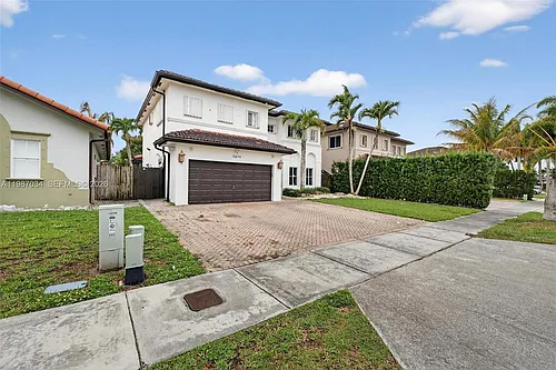 15874 SW 138th Ter #1 Photo 1