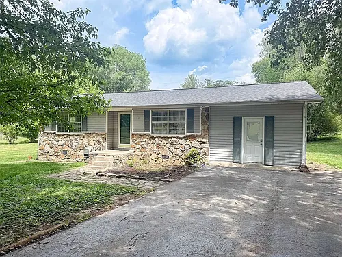 3363 Dietz Dr Photo 1
