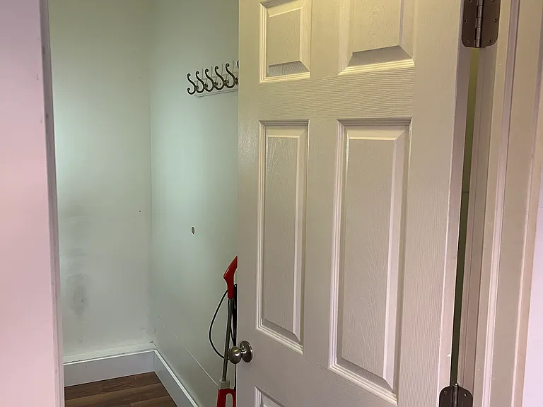 409 S Geneva St #2 — Photo 19