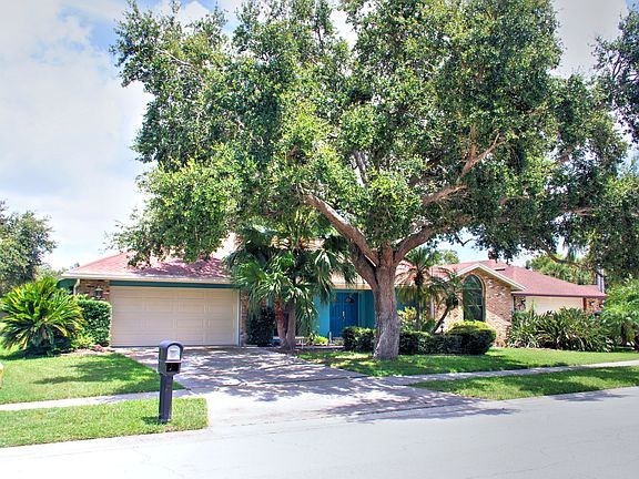2nd image of 9991 Lake Seminole Dr W