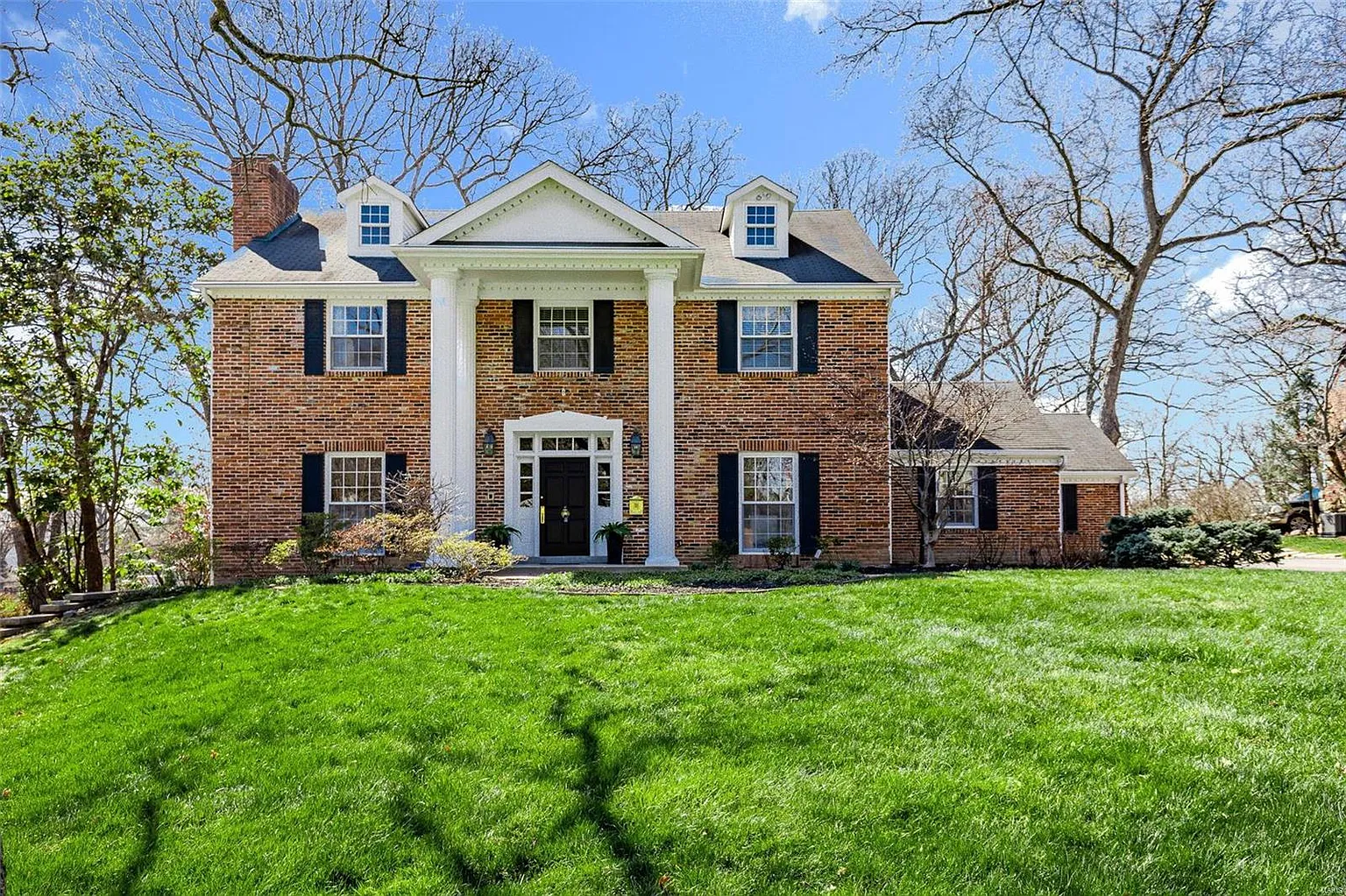 16 Fair Oaks Dr photo 1