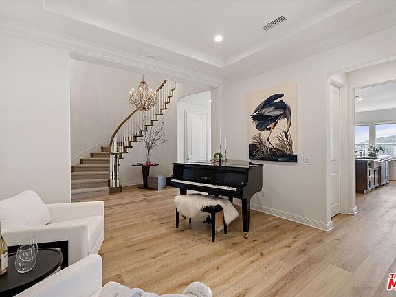 4th image of 11919 Ancona Way