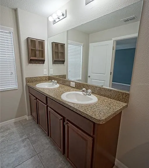 10669 Lake Montauk Dr — Photo 17