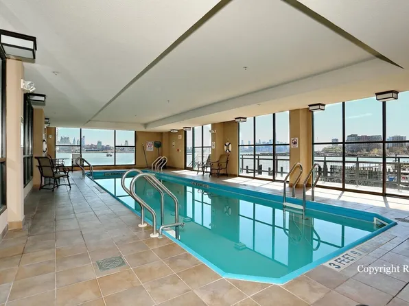 600 Harbor Boulevard image 16 of 21