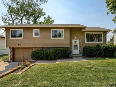 1704 N 111th St, Omaha, NE, 68154