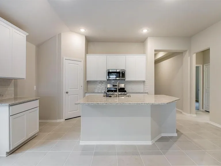 10518 Cecilia Star Ln — Photo 5