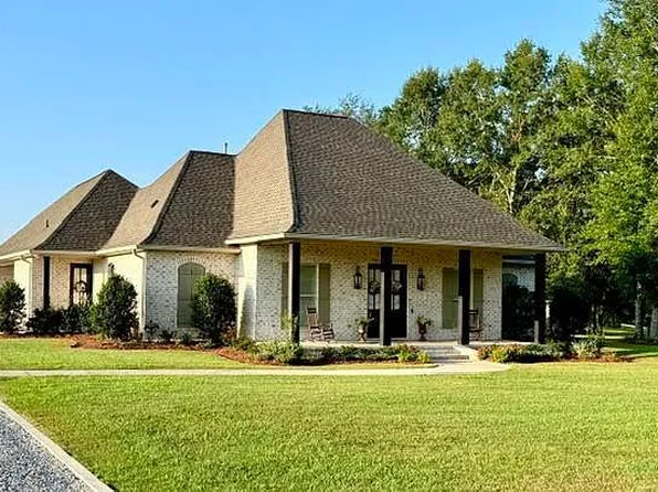 309 Highland Crest Dr, Covington, LA 70435