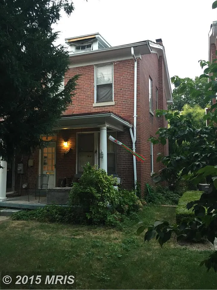 4225 Jenifer St NW photo 1