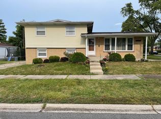 195 Terrace Dr, Chicago Heights, IL 60411