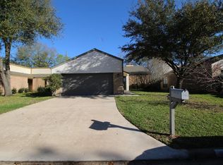 16026 Bear Hill Dr, Houston, TX 77084