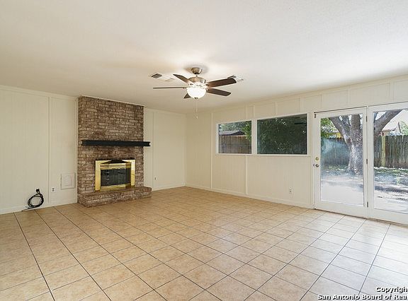 3rd image of 4714 Casa Bello St