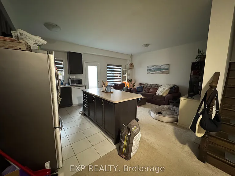 173 Flagg Ave — Photo 2