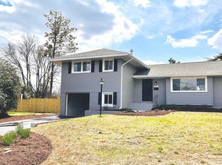 5814 Flaxton Pl, Alexandria, VA 22303