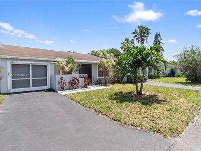 5482 Lakewood Cir S APT B, Pompano Beach, FL, 33063