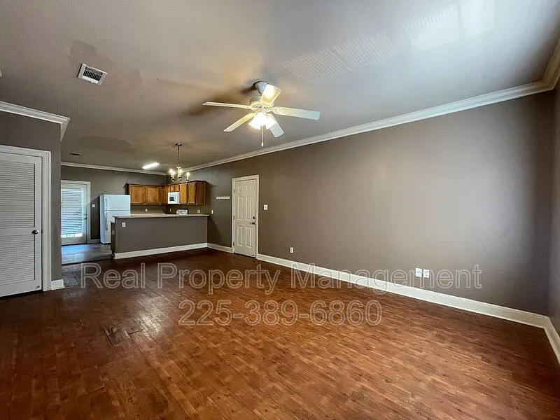 31855 State Highway 16 #404