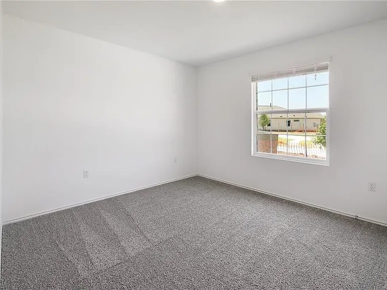 10724 Steinbeck Dr — Photo 15