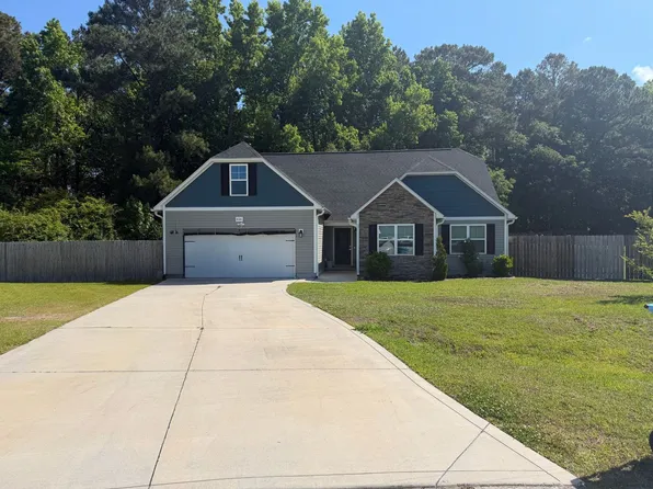 404 Christopher Columbus Ter, Jacksonville, NC