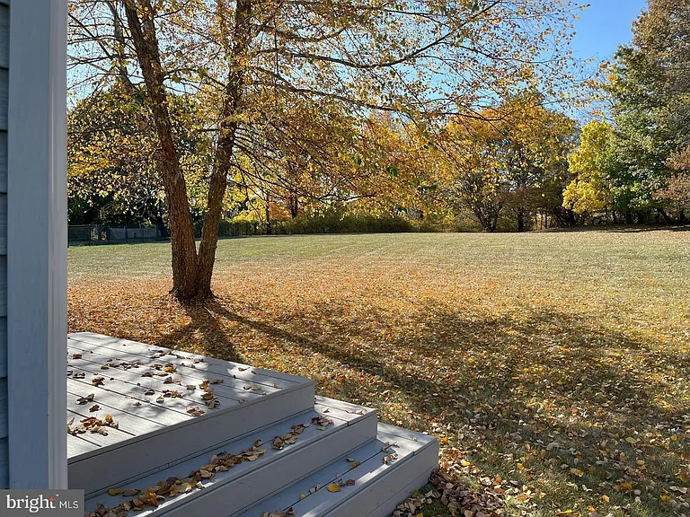 56 W Windrose Dr — Photo 4