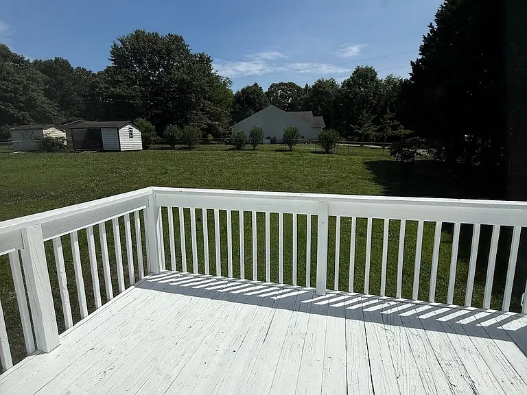 2031 Ballenger Rd — Photo 5