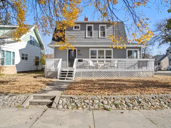 700 6th St NE, Minot, ND 58703