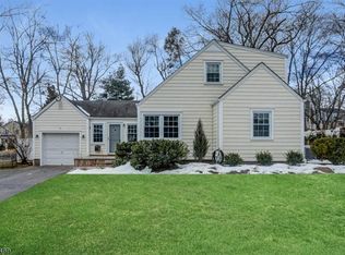 4 Longview Ave, Madison, NJ 07940