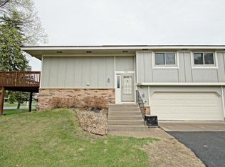 7569 Zinnia Way N, Maple Grove, MN 55311