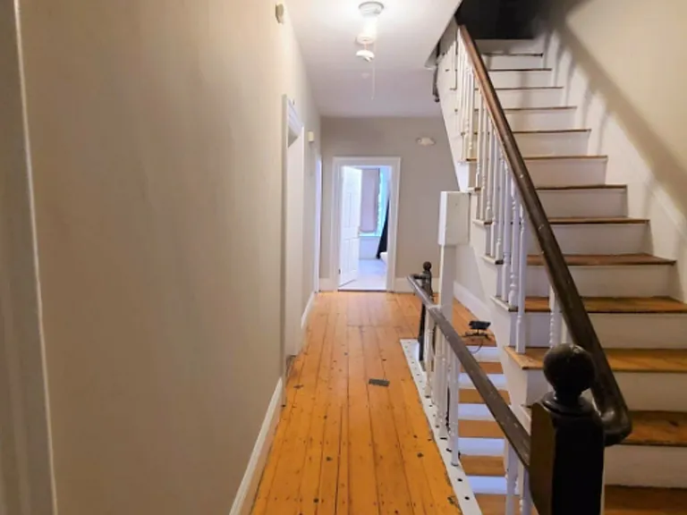37 Gardner St #2 — Photo 3