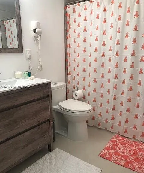 923 SW 43rd Ave #1 — Photo 5