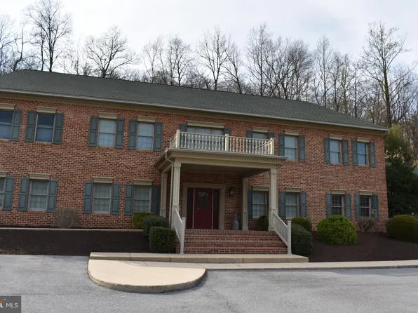 Barberry Cir #103, Mercersburg, PA 17236
