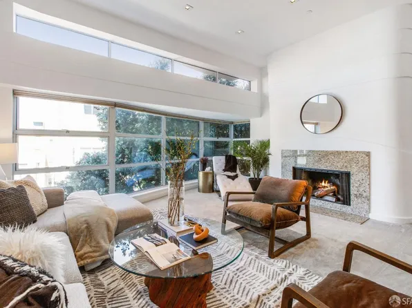 1083 Clay St APT 203, San Francisco, CA 94108