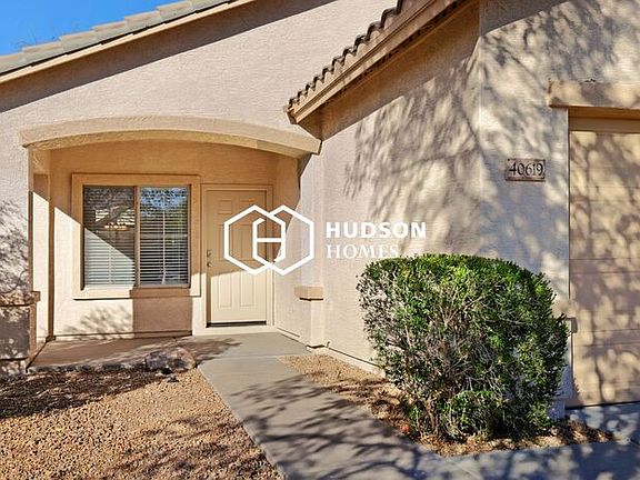3rd image of 40619 N Key Ln