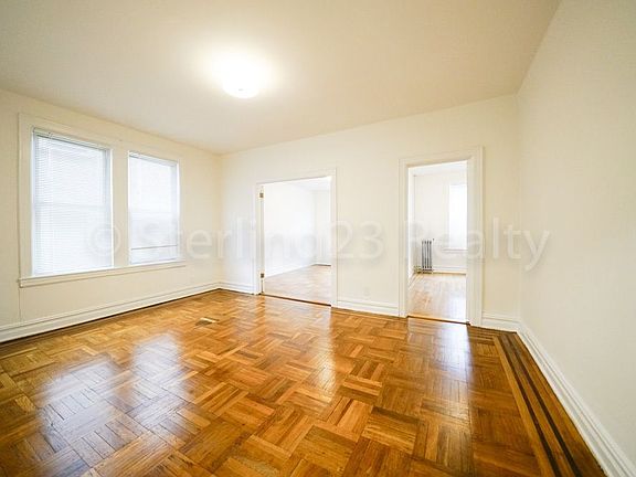 2nd image of 1829 Ditmars Blvd APT 2B