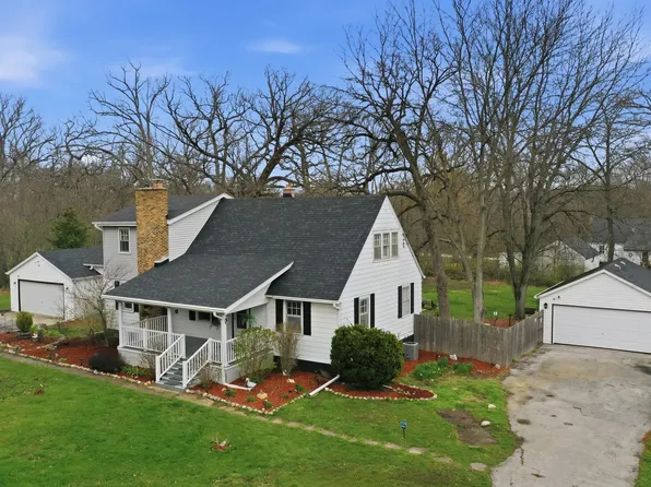 23045 Lahon Rd, Steger, IL 60475