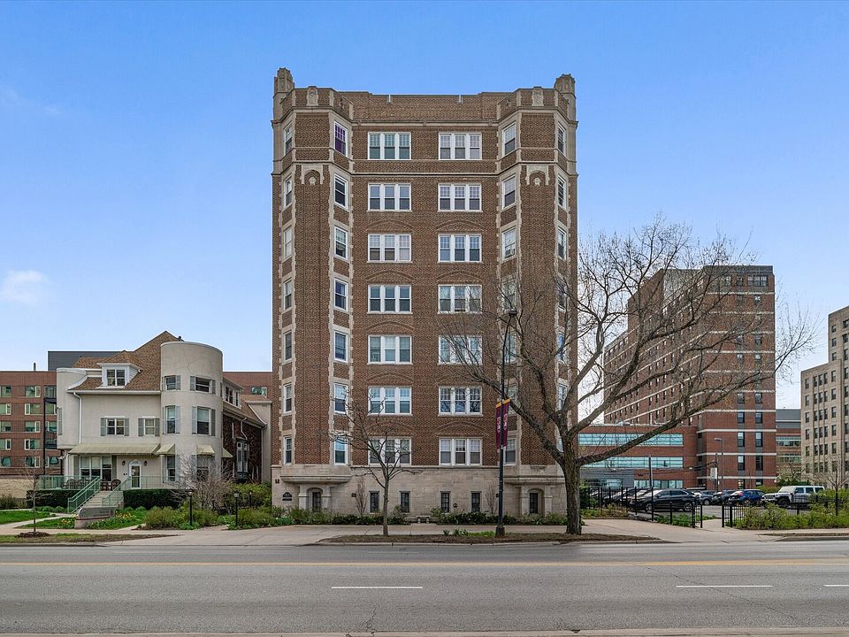1st image of 6334 N Sheridan Rd APT 3F