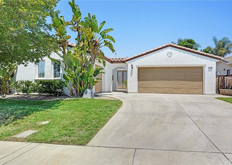 2nd image of 12768 Palmetto Ct