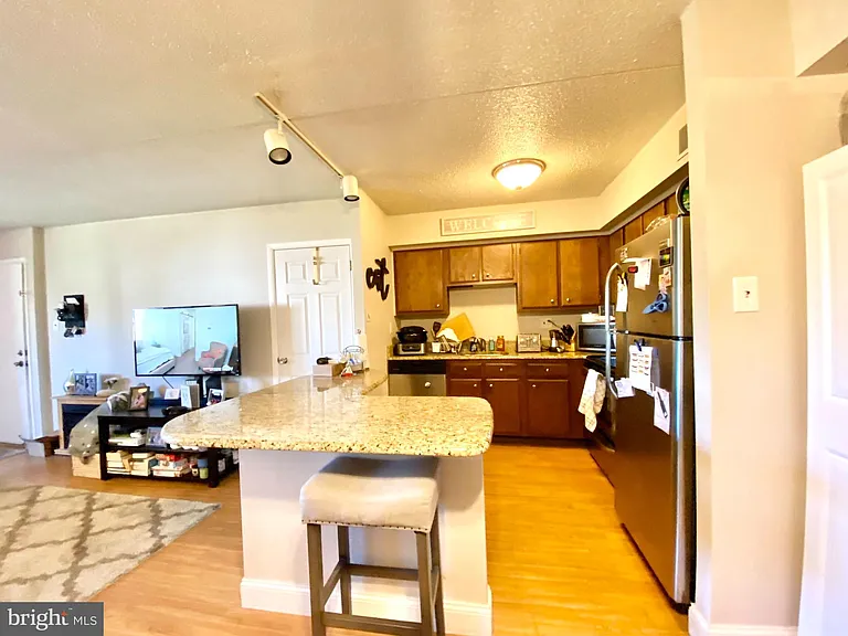 5200 Hilltop Dr — Photo 10