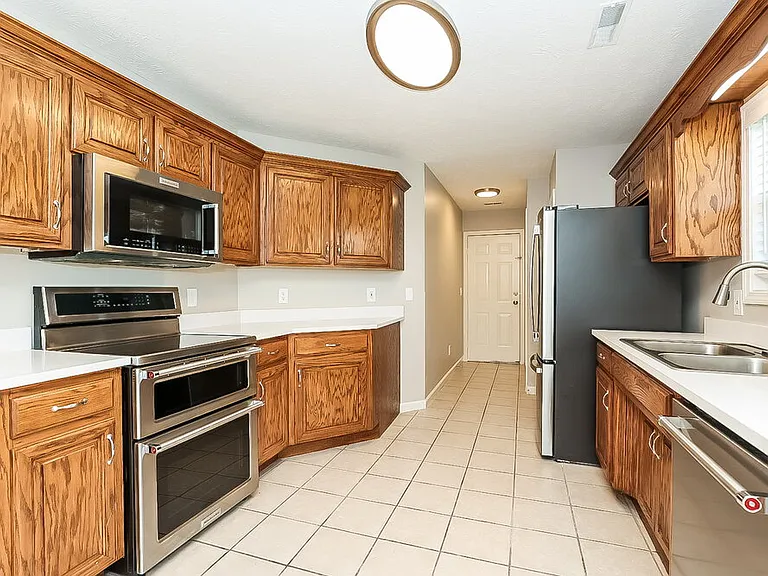 9109 Eddystone Ct — Photo 7