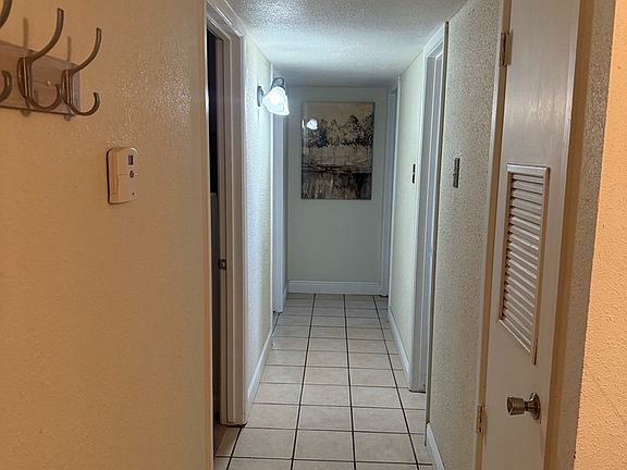 5th image of 2106 Spur Ave