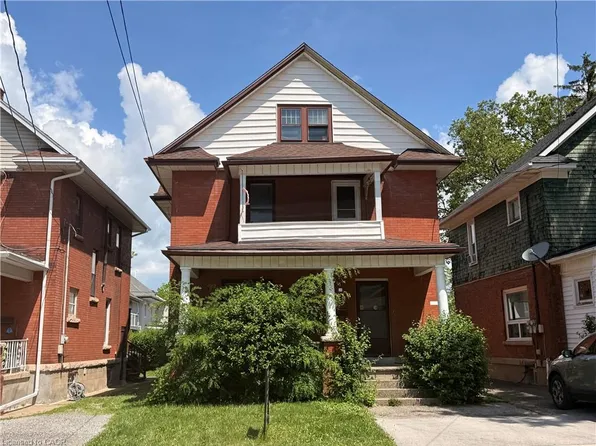28 Grove St, Welland, ON L3B 4B4