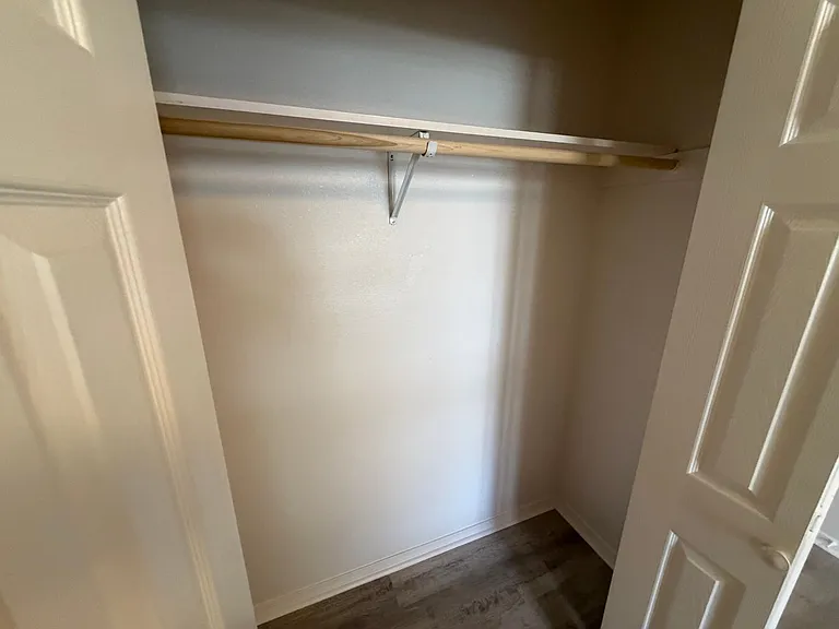 1272 N Tradition Ave — Photo 18