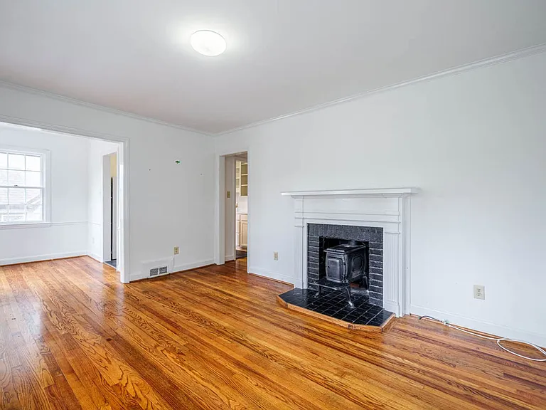 2922 Oberlin Rd — Photo 19