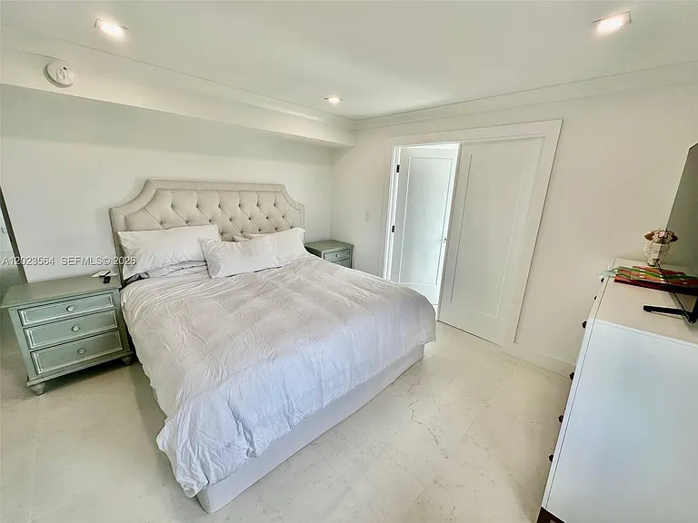 3000 E Sunrise Blvd #G — Photo 20