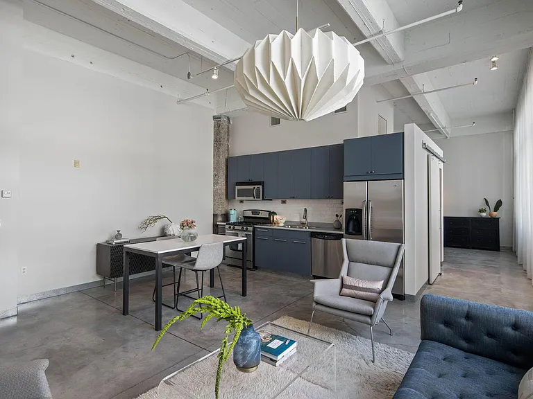 700 Washington Ave N #511 — Photo 3