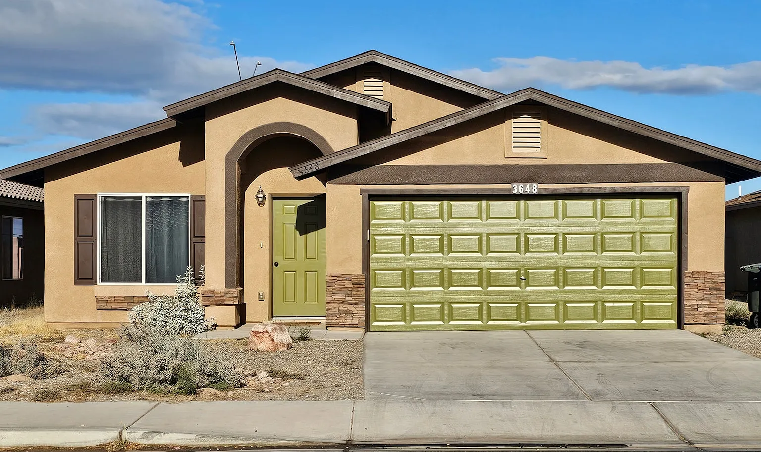 3648 South Desert Oasis Drive — Photo 1