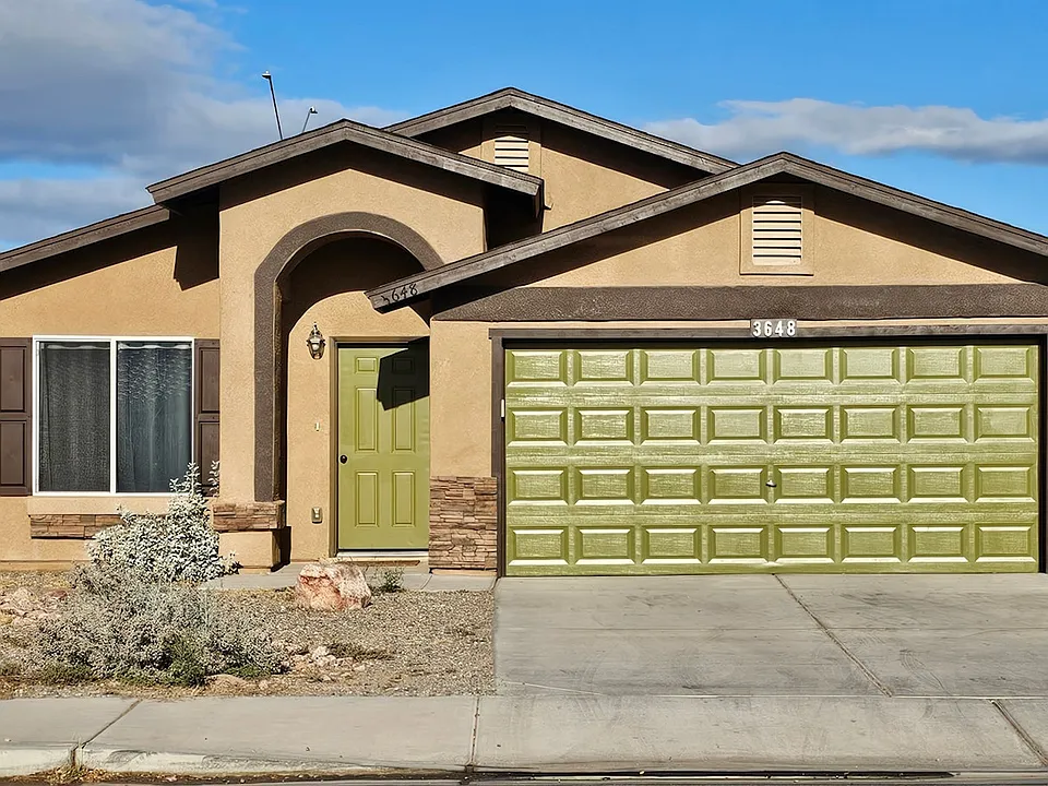 3648 S Desert Oasis Dr