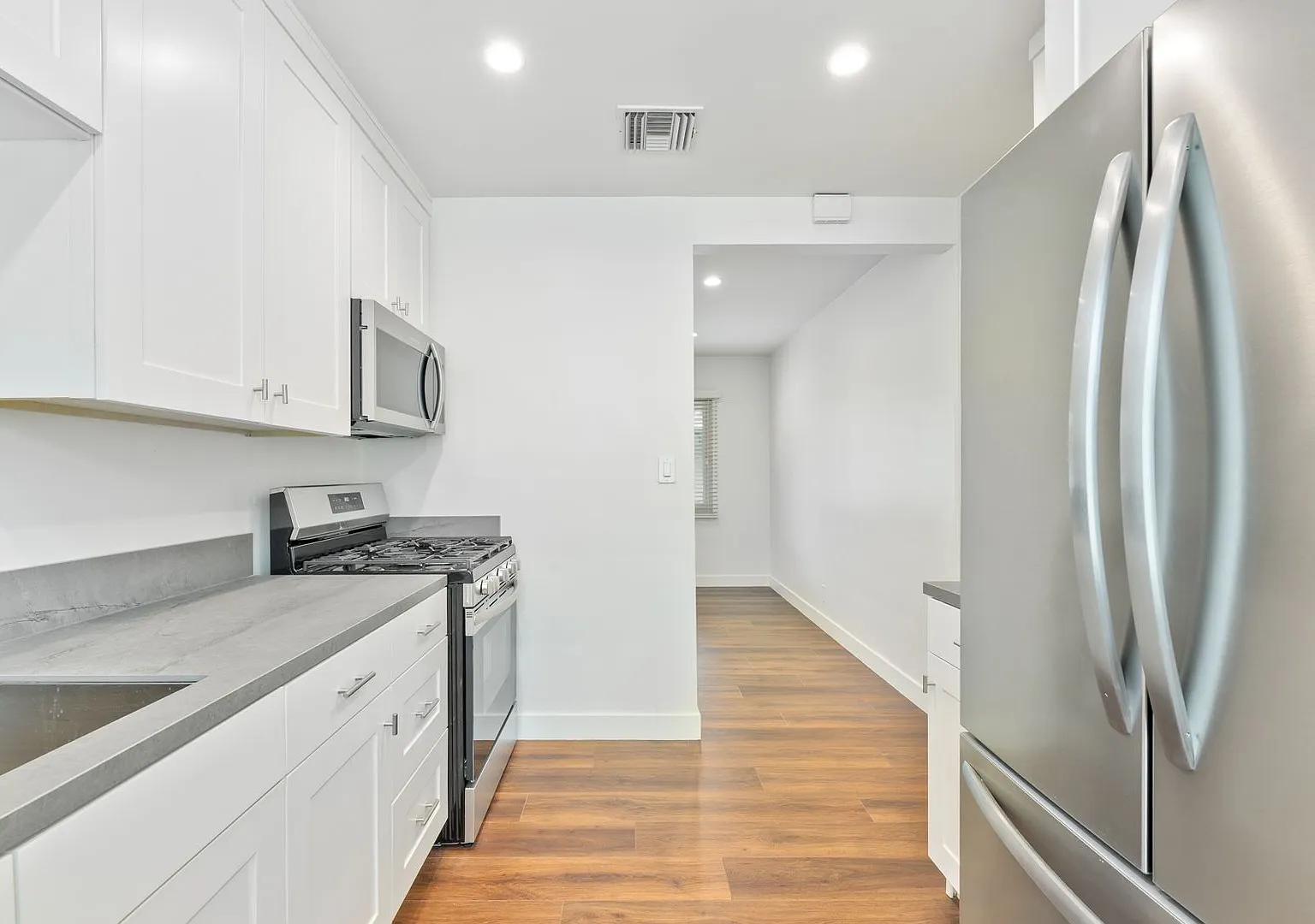 Maple Ave Apartments (TIC) — Photo 2
