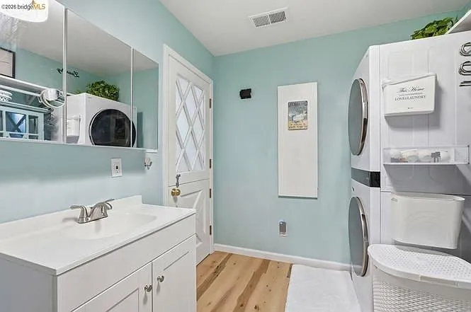 2269 Cypress Ave — Photo 11