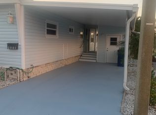 4601 Harbor Lights Dr, Saint Petersburg, FL 33708